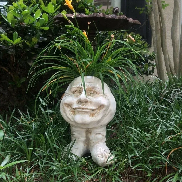 Aricka Resin Statue Planter